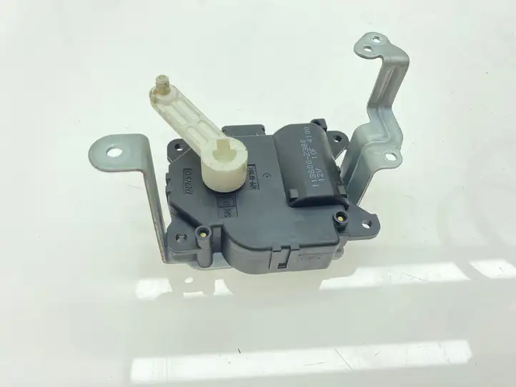 Subaru Outback (2003 - 2007) 1138002380 Двигатель задвижки потока воздуха — фото 4