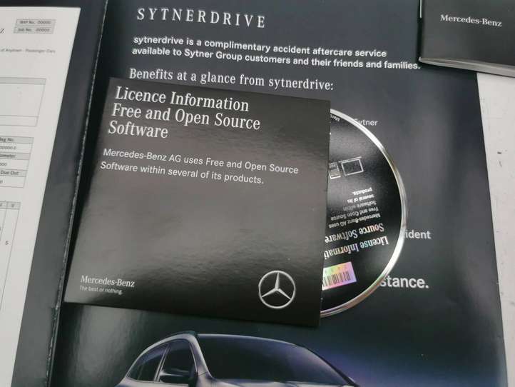 Mercedes-Benz EQA (2021 - )   Сервисная книжка