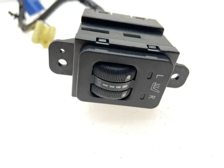 Subaru Outback (2003 - 2007) 81870ag050 Включатель обогрева — фото 2