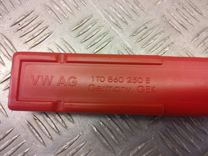 Volkswagen ID.3 (2019 - )  1T0860250E Аварийный знак