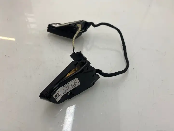 Audi A6 S6 C6 4F (2004 - 2008) 4F0951527 Кнопки на рулевом колесе — фото 1