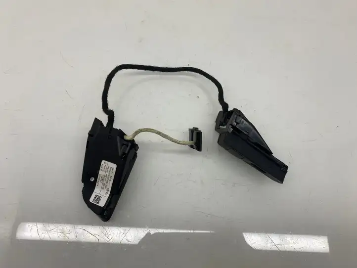 Audi A6 S6 C6 4F (2004 - 2008) 4F0951527 Кнопки на рулевом колесе — фото 3