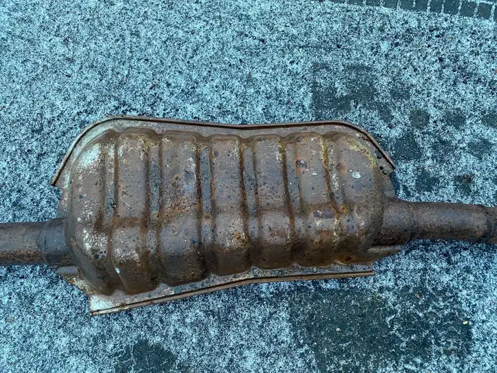 Subaru Outback (2003 - 2007) 44200AG160 Средняя часть глушителя — фото 2
