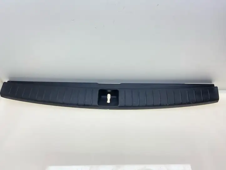 Subaru Outback (2003 - 2007) 95073AG000JC Отделка порога багажника — фото 1