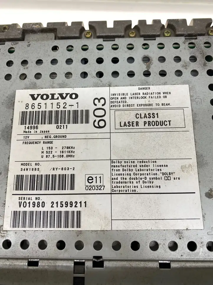 Volvo V70 (2000 - 2004) 86511521 Магнитола / мультимедийная система — фото 2