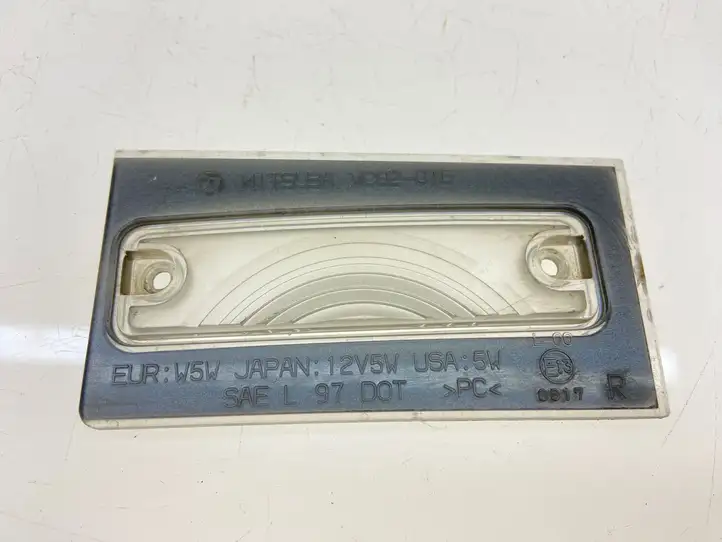 Subaru Outback (2003 - 2007) Vc02-016 Подсветка номера — фото 1