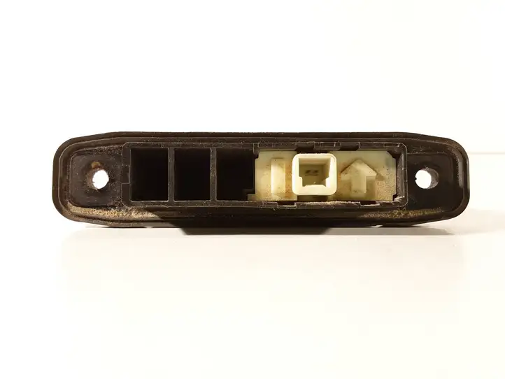 Toyota Verso (2009 - 2012) 0505X05 Кнопка закрытия крышки багажника — фото 2