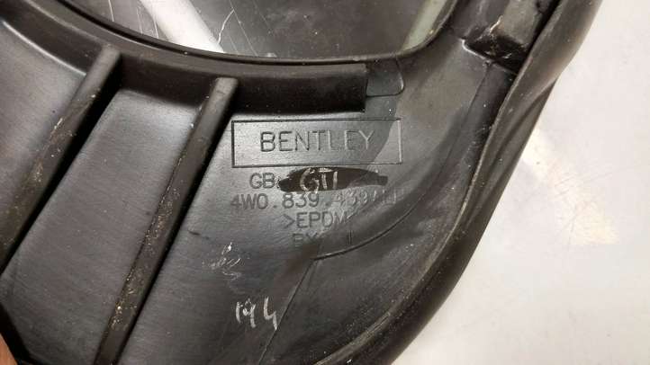 Bentley Flying Spur (2013 - 2019)  4w0839439a Маленькое стекло 