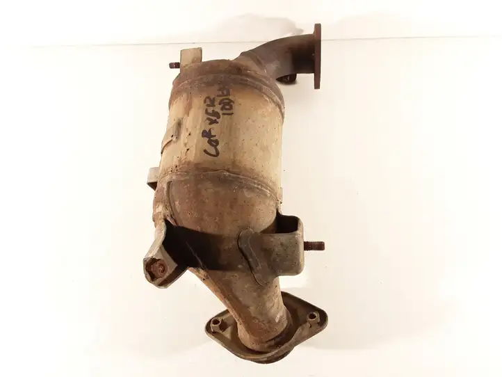 Toyota Corolla Verso AR10 (2004 - 2009) 0R010 Катализатор / DPF / FAP — фото 1