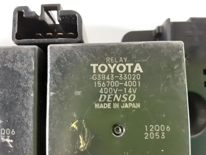 Toyota Auris E180 (2012 - 2018) 63583507 Блок монтирования реле — фото 6