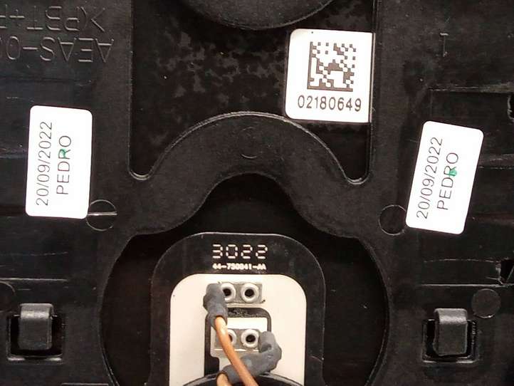 BMW 5 G30 G31 (2016 - )  43R000578 Переднее стекло
