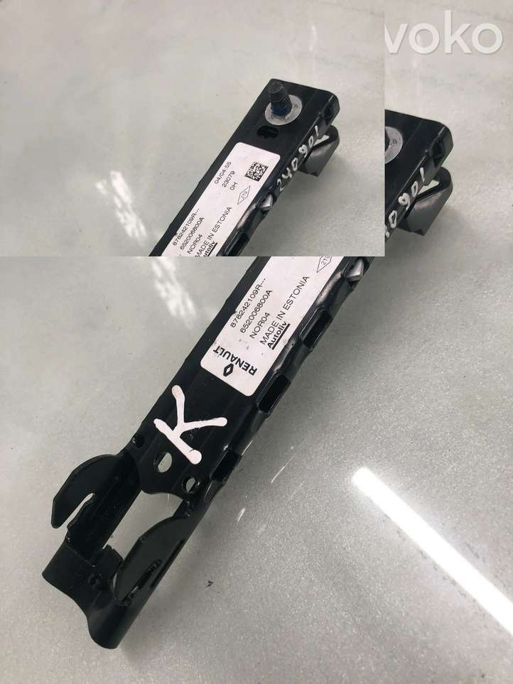 Renault Megane E-Tech (2022 - )  878242109r Регулировочная планка ремня безопасности