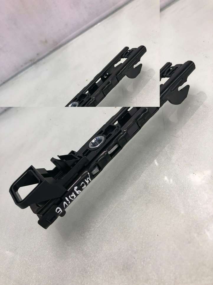 Renault Megane E-Tech (2022 - )  878242109r Регулировочная планка ремня безопасности