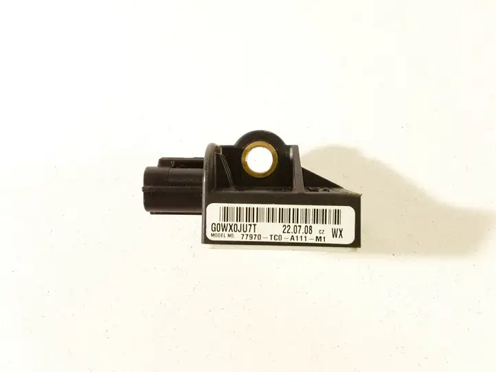 Honda Accord (2008 - 2016) 77970TC0A111M1 Датчик удара SRS — фото 4