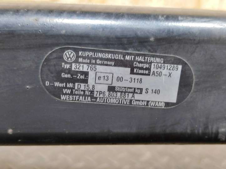 Volkswagen Touareg II (2010 - 2018)  7P6803881A Съемный крюк