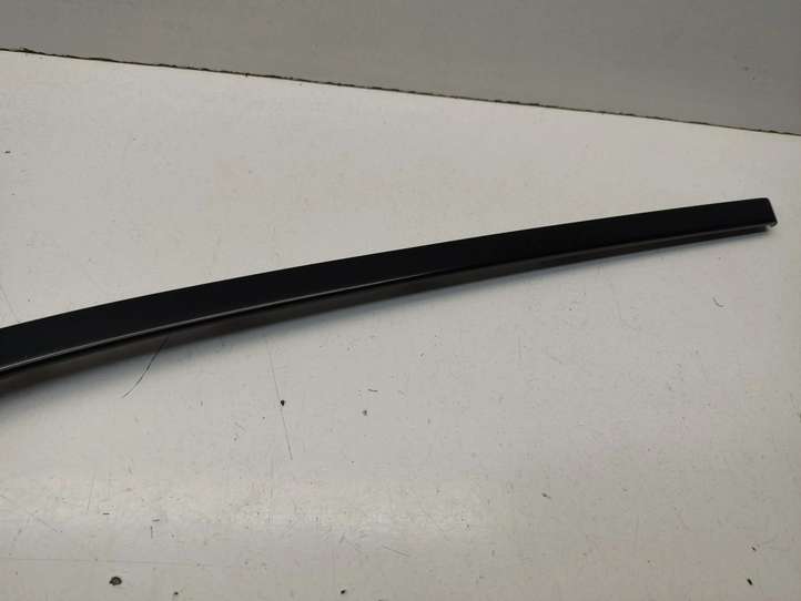 BMW 3 G20 G21 (2019 - )  7470034 Отделка заднего бокового стекла