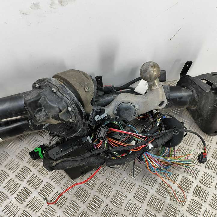 BMW iX (2021 - )  8738183 Комплект крюка