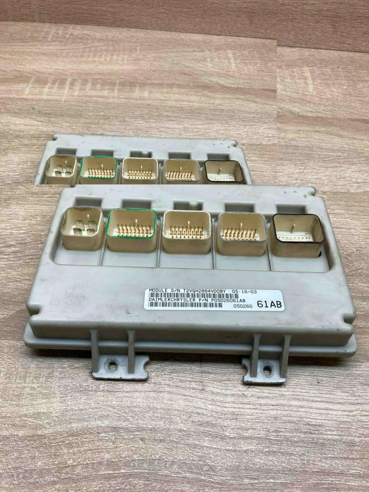Chrysler Voyager (2001 - 2004)  P05026061AB Модуль кузова
