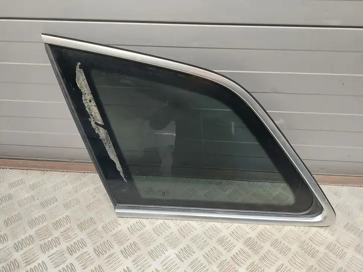 Audi Q7 4M (2015 - ) 4M0845297J Заднее боковое стекло — фото 1