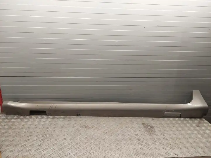 Chrysler Pacifica (2016 - ) Порог кузова — фото 1