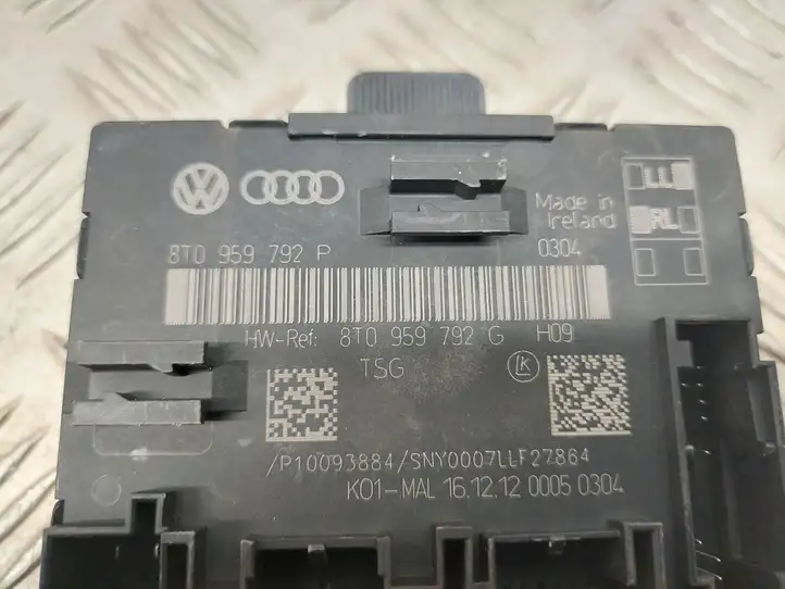 Audi A4 S4 B8 8K (2011 - 2015) 8T0959792P Блок управления дверью — фото 1