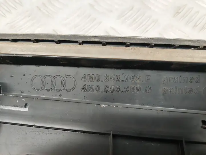 Audi Q7 4M (2015 - ) 4M0853969F Молдинги задней двери — фото 4