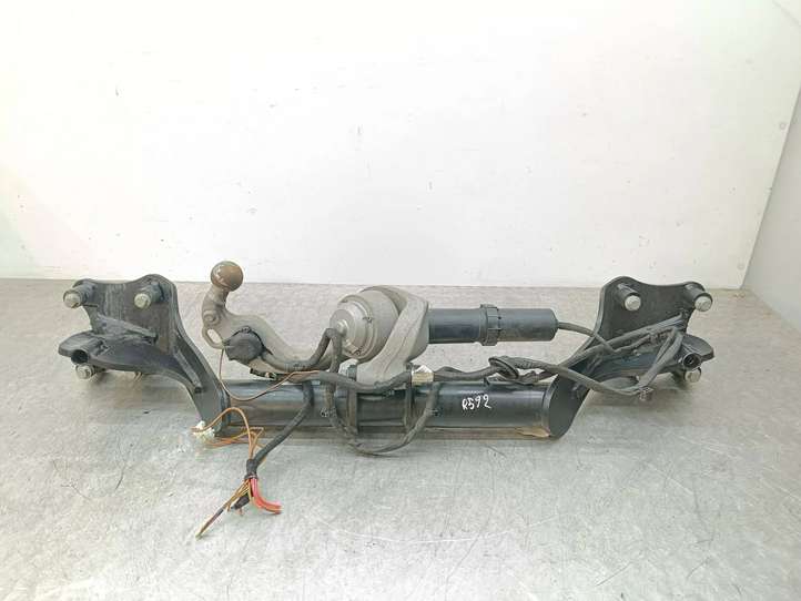 Volkswagen Touareg I (2002 - 2010)  760803881G Комплект крюка