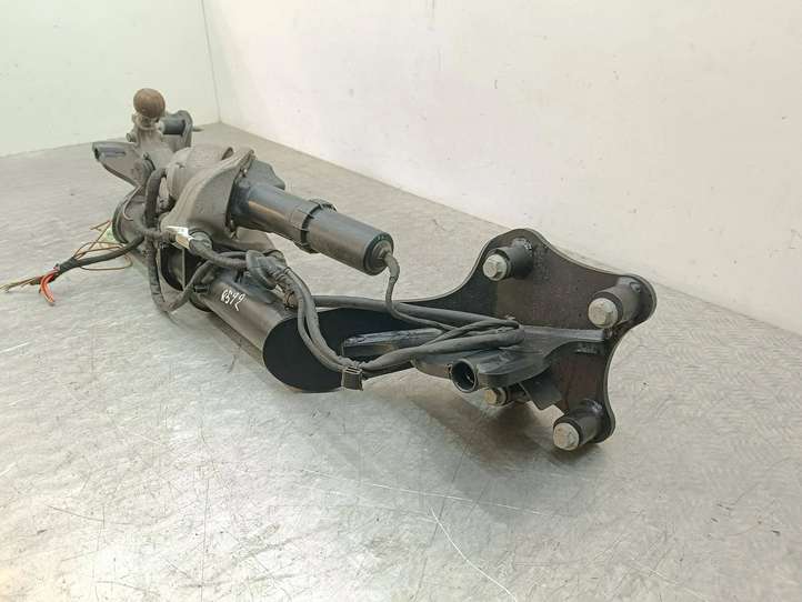 Volkswagen Touareg I (2002 - 2010)  760803881G Комплект крюка