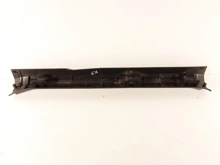 Toyota Verso (2009 - 2012) 679140F020 Внутренняя отделка переднего порога — фото 2