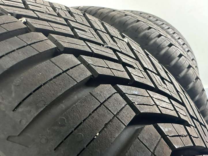 Hyundai i20 (2014 - 2018)   Зимняя покрышка (покрышки) R 16
