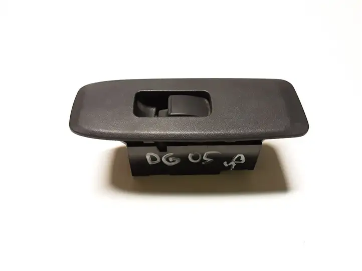 Mitsubishi Pajero (2003 - 2006) 8608A006 Кнопка стеклоподъемников — фото 2