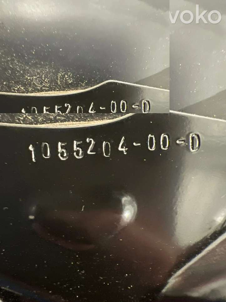 Tesla Model X (2015 - 2021)  105520400D Маленькое стекло 