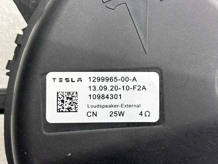 Tesla Model Y (2019 - )  129996500A Громкоговоритель парковки (PDC)