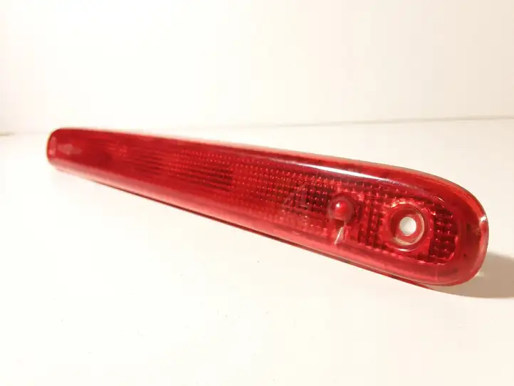 Toyota Aygo AB10 (2005 - 2008) Дополнительный стоп фонарь — фото 6