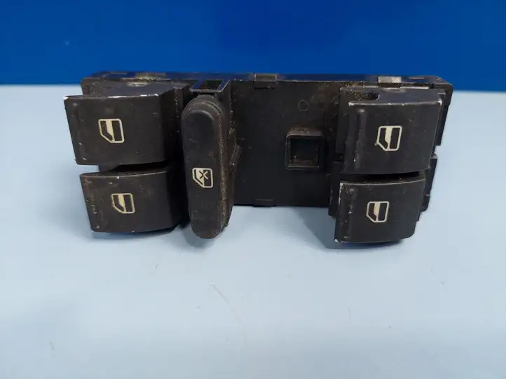 Volkswagen Golf Plus (2004 - 2008) 1K4959857 Кнопка стеклоподъемников — фото 6