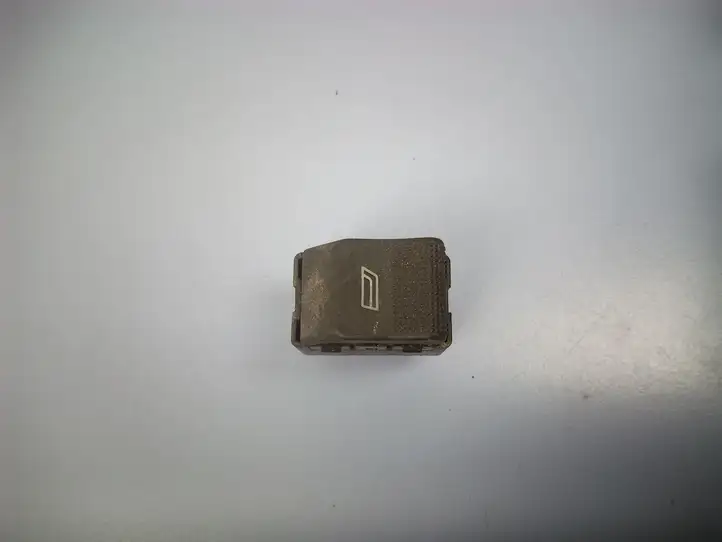 Audi A4 S4 B5 8D (1999 - 2001) 4D09598550IC Кнопка стеклоподъемников — фото 1