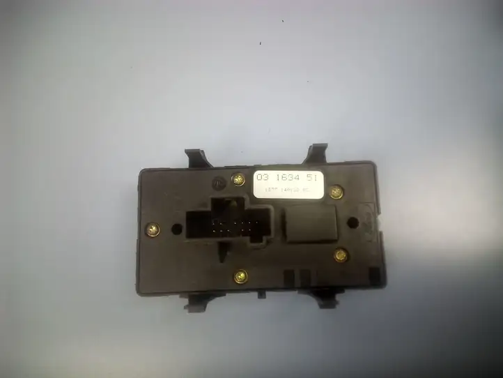 Ford Mondeo Mk III (2000 - 2007) 03163451 Блок кнопок стеклоподъемников — фото 3