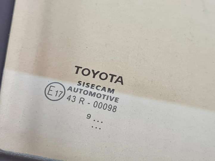 Toyota Corolla E210 E21 (2018 - )  6821502020 Маленькое стекло 
