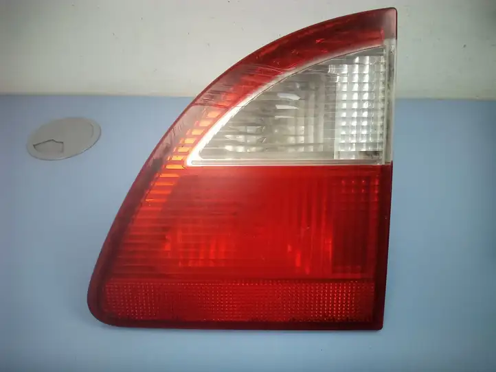 Ford Galaxy (2000 - 2006) 7M5945094B Задний фонарь в крышке багажника — фото 1