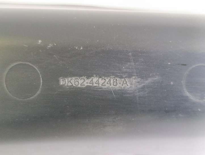 Land Rover Range Rover Sport (2005 - 2009)  DK6244248AF Отделка заднего фонаря