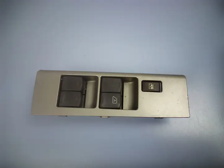 Nissan Navara D40 (2004 - 2015) 2259144219A32A Блок кнопок стеклоподъемников — фото 1