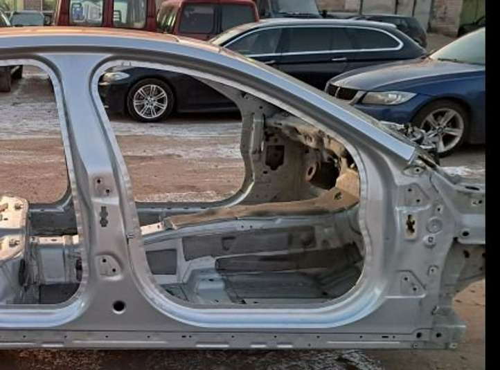 Jaguar XF X260 (2015 - )  FRONTRIGHTLEGS Лонжерон