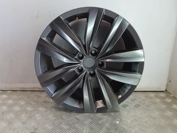 Volkswagen PASSAT B8 (2015 - ) 3G8601025R Легкосплавный колесный диск R18 — фото 1