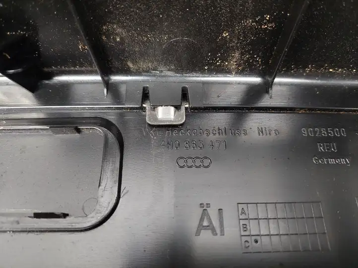 Audi A8 S8 D4 4H (2013 - 2017) 4H0863471 Отделка порога багажника — фото 6