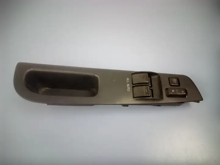 Toyota Corolla E120 E130 (2004 - 2007) 54355670B Кнопка стеклоподъемников — фото 1