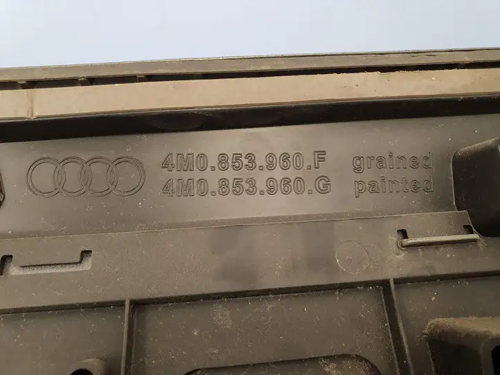 Audi Q7 4M (2015 - ) 4M0853960F Молдинг передней двери — фото 3