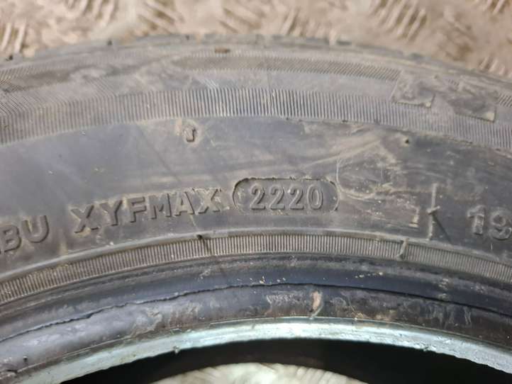 Volvo V70 (2000 - 2004)  19565R15 Зимняя покрышка (покрышки) R 15