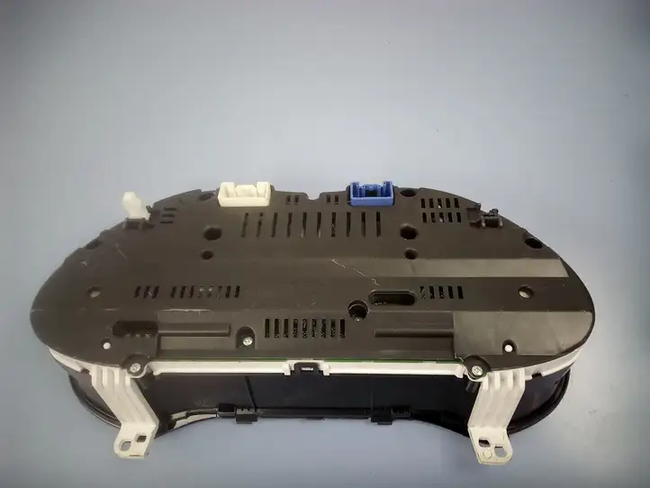 Toyota Avensis T250 (2003 - 2006) 8380005561B Спидометр — фото 6