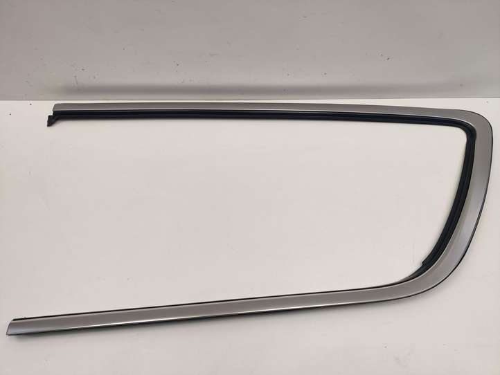 Chrysler Pacifica (2016 - )  68227297AD Отделка заднего бокового стекла