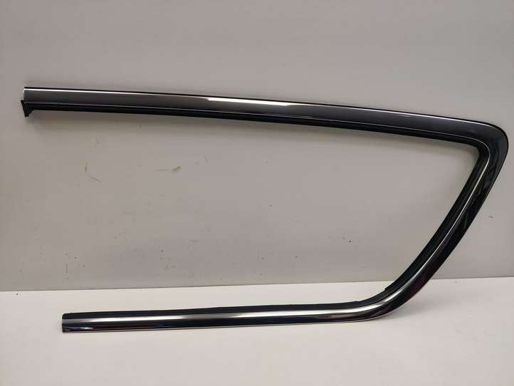 Chrysler Pacifica (2016 - )  68227297AD Отделка заднего бокового стекла
